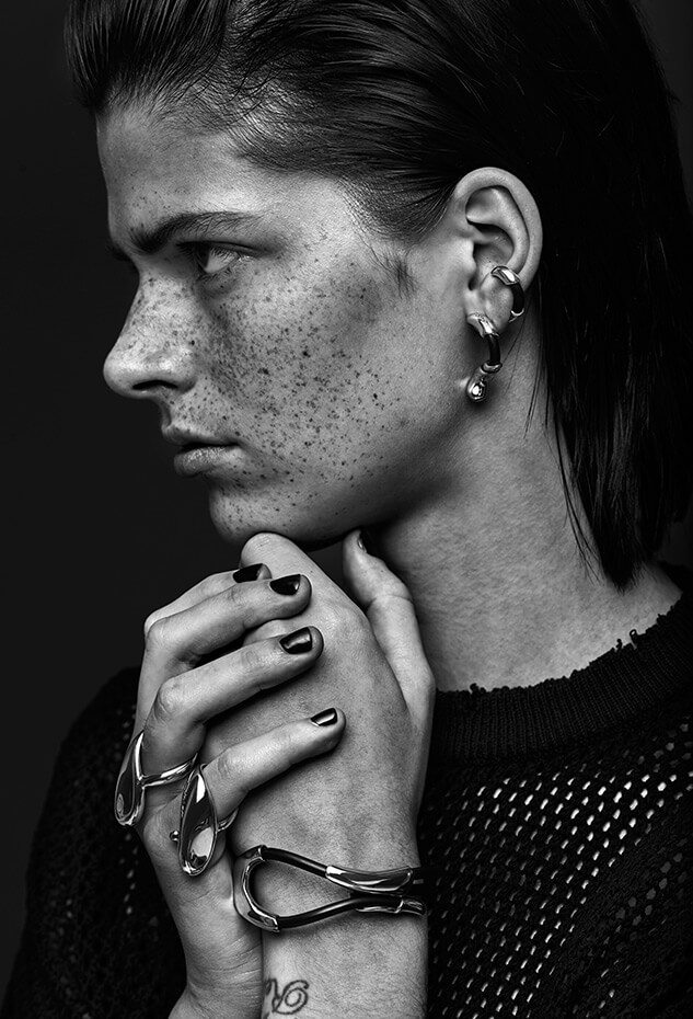 Minas Jewelry-Designed to hug the top of the ear